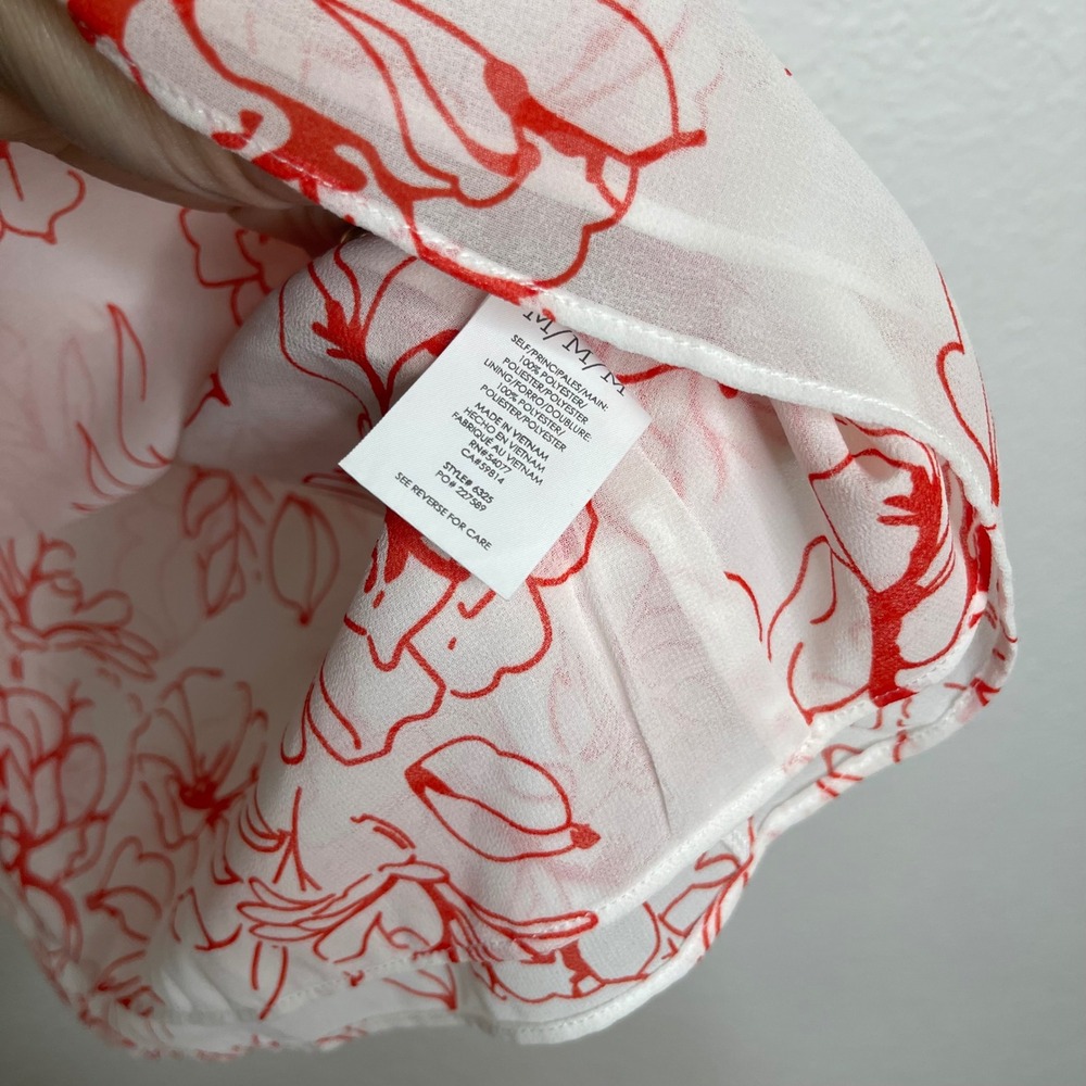 Cabi Stencil Top 6325 Womens Medium Red White Floral V-Neck Sleeveless Blouse - Picture 4 of 5